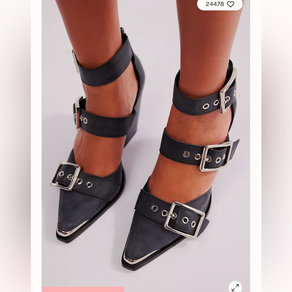 Jeffrey Campbell Black Heels with Buckle Straps